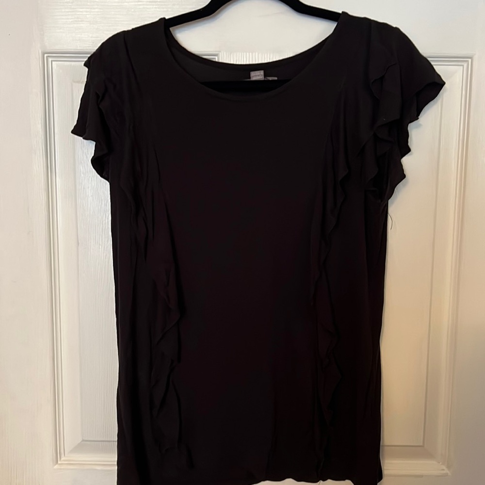 Peace & Pearls top with ruffle sleeve
